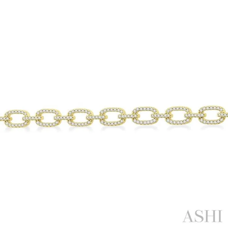 1 1/2 Ctw Round Cut Diamond Encrusted Link Chain Bracelet in 14K Yellow Gold