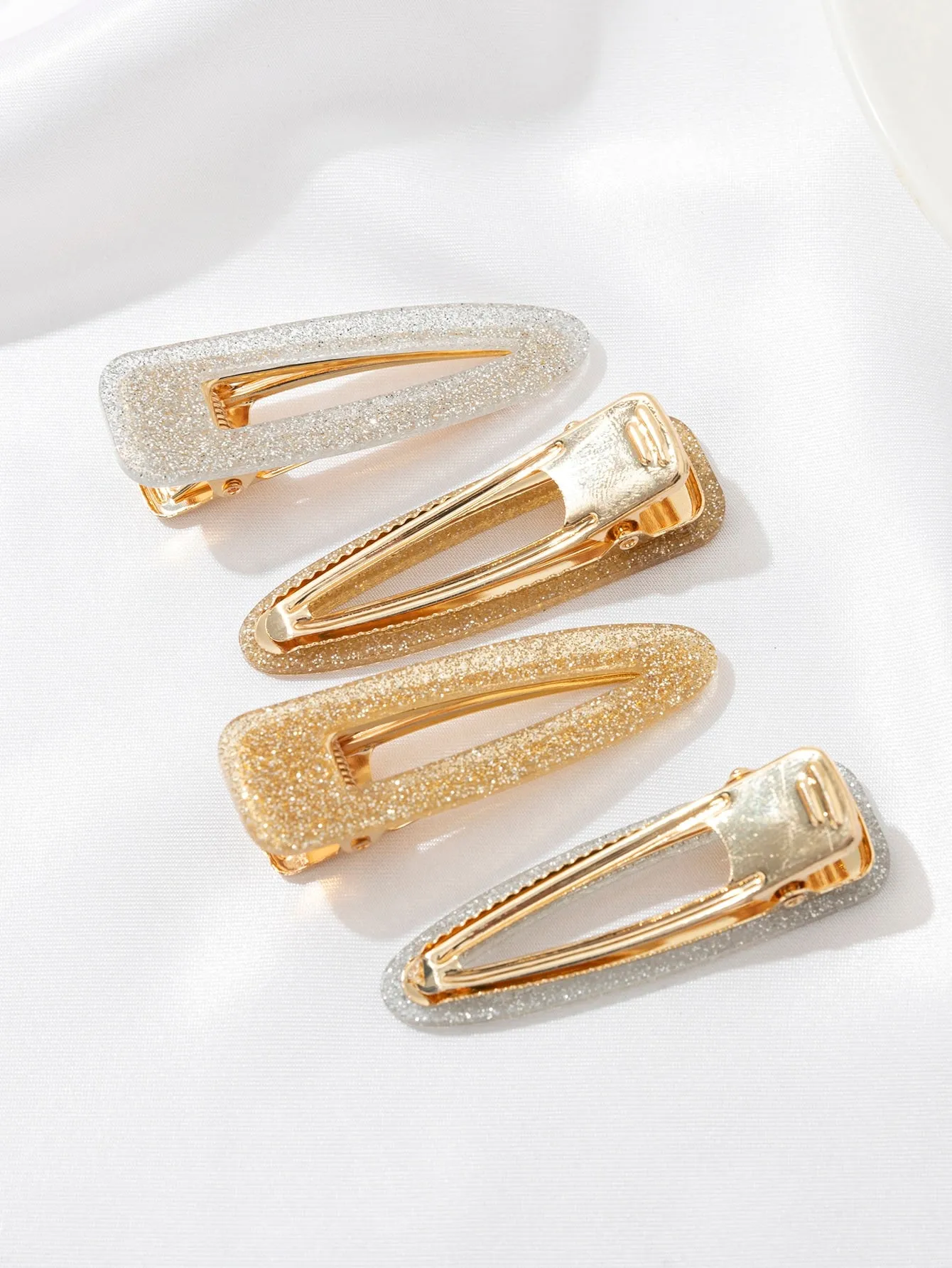 4pcs Women's Acrylic Glitter Hair Clips for Women Barrette Styling Hair