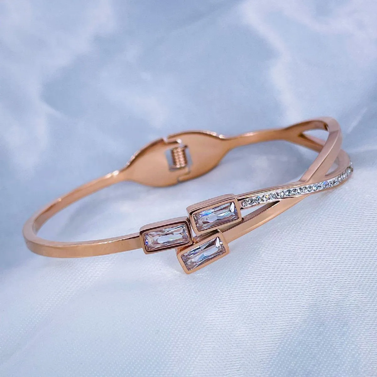 Baguette Rose Gold American Diamonds Crystal Stainless Steel Openable Bangle Kada Women