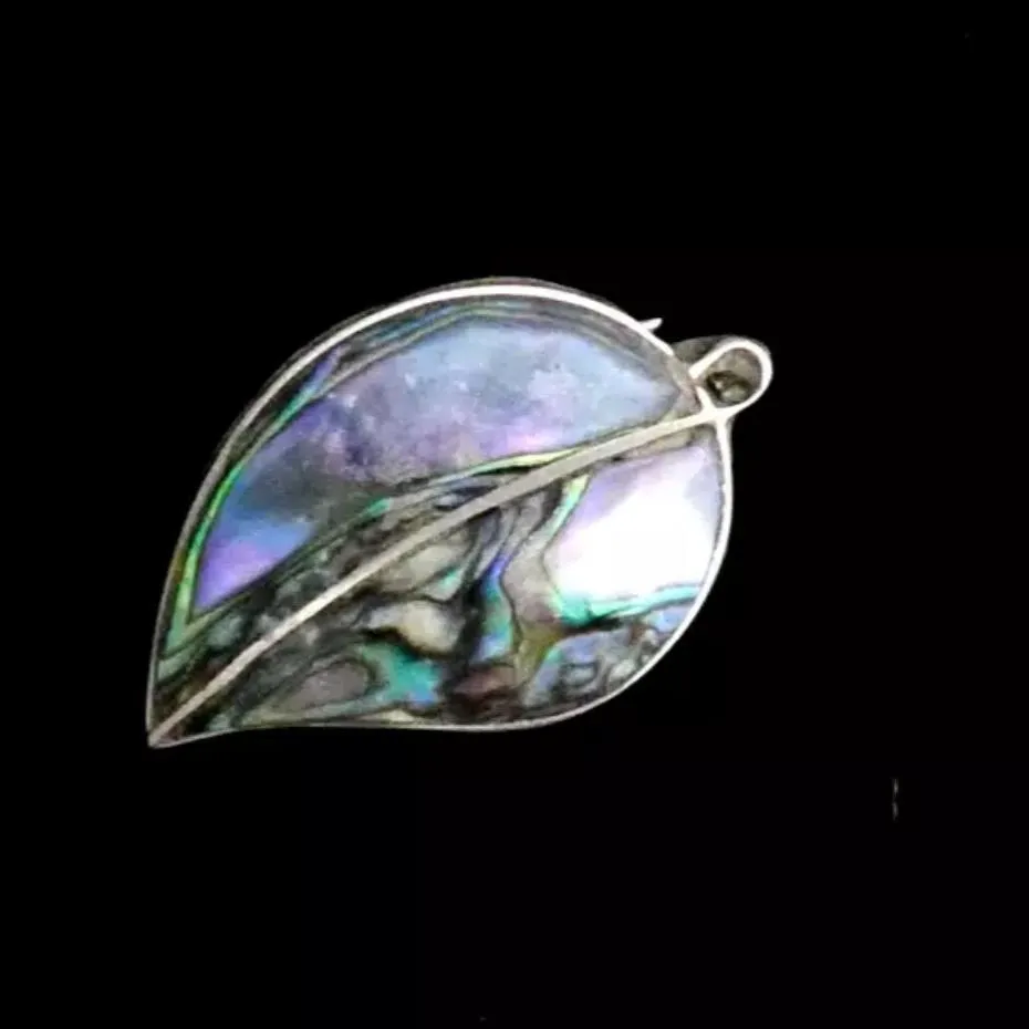 Beautiful Vintage  Alpaca Mexican Silver paua abalone  leaf Brooch