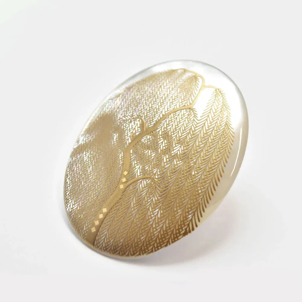 Maki-e Urushi Lacquer Brooch - White South Sea Pearl Shell / Willow Tree -, Traditional Japanese Urushi Lacquer Jewelry