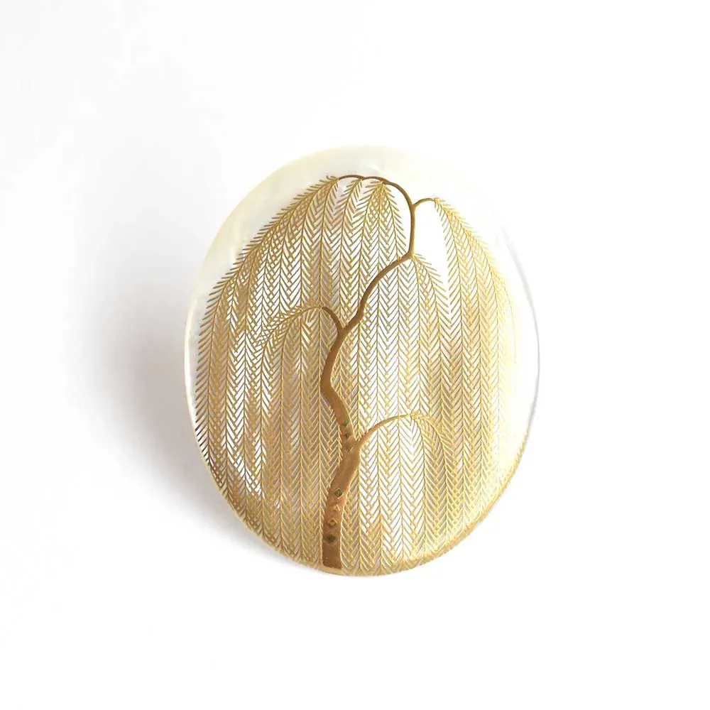 Maki-e Urushi Lacquer Brooch - White South Sea Pearl Shell / Willow Tree -, Traditional Japanese Urushi Lacquer Jewelry