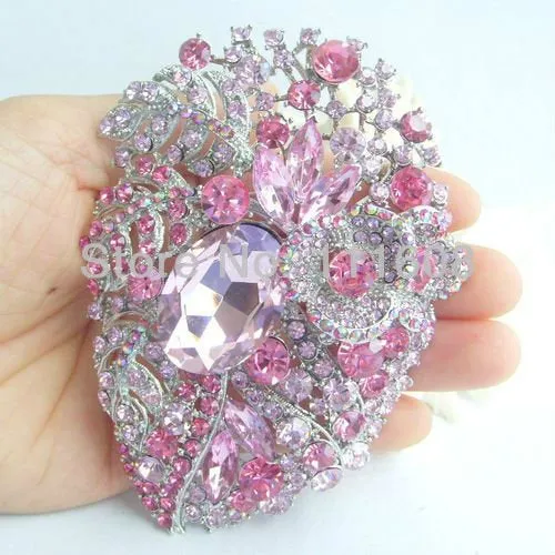 Mini brooch bouquet