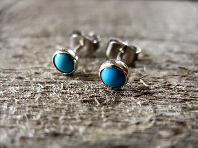 Turquoise Stud Earrings Stering Silver